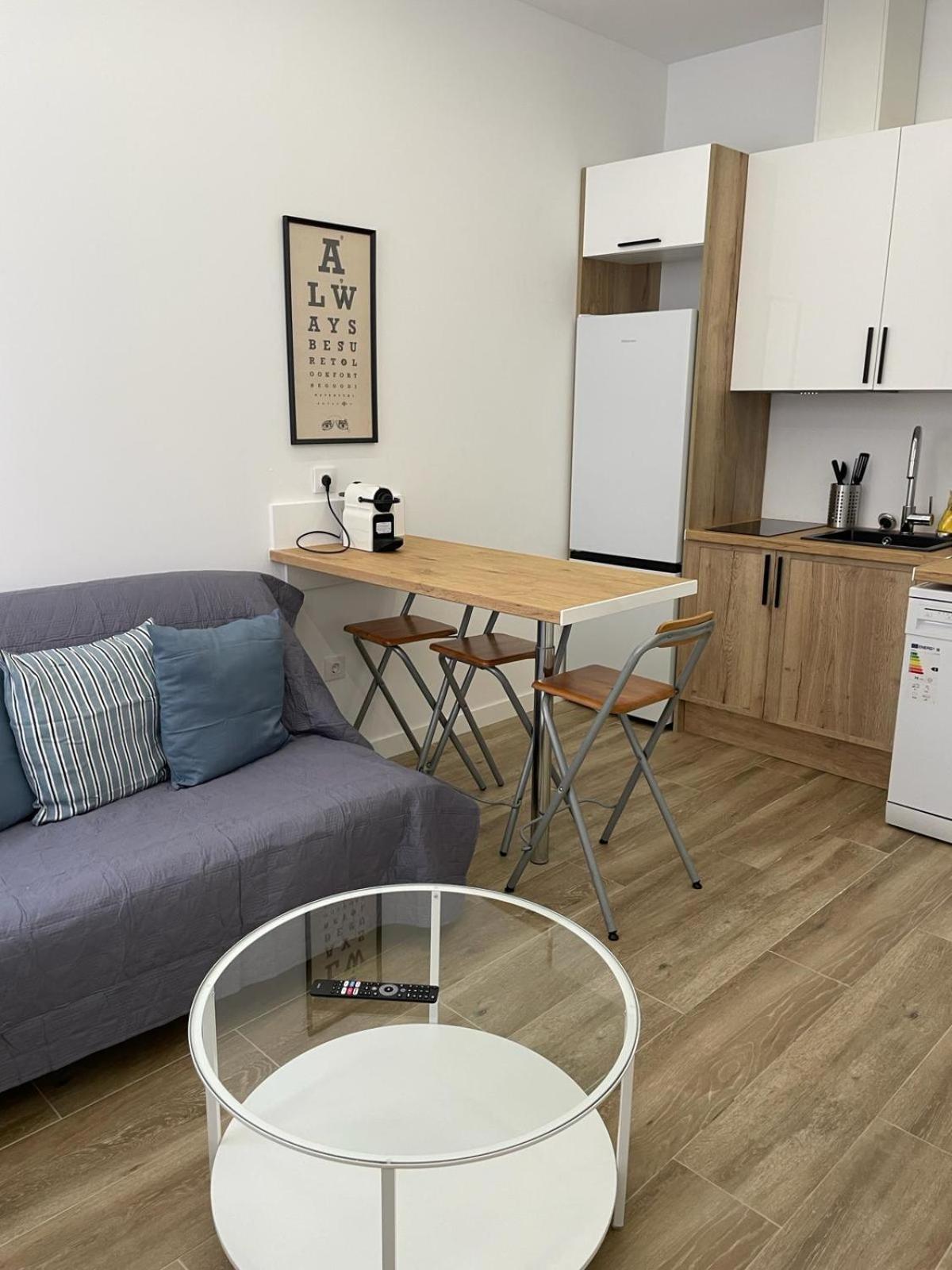 Exyca Metropolitano Apartment Madrid Luaran gambar